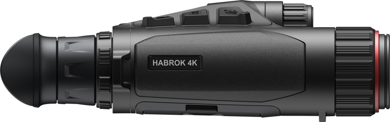 Habrok HQ35L är en högpresterande 4K-multispektrumkikare med en kraftfull 640×512 termisk sensor med känslighet under 20 mK och ett 35 mm objektiv för att upptäcka värmesignaturer upp till 1800 meter. Detta kombineras med en 4K CMOS digital sensor och 60 mm optik för fantastiska detaljer och upp till 22x förstoring. Med en inbyggd laseravståndsmätare på 1000 m