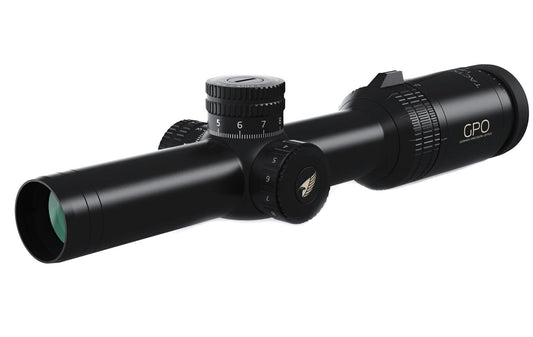 GPO TAC 6x 1-6x24i kikarsikte sedd snett framifrån
