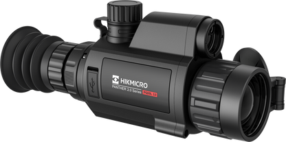 Hikmicro Panther PQ35L 2.0 Thermal Image Scope har en 640 × 512 termisk detektor och 1024 × 768 OLED-monitor. Hög värmekänslighet säkerställer perfekt detaljigenkänning även under de svåraste väderförhållanden när objektet och bakgrunden har minimal temperaturskillnad. Kikaren används främst för scenarier som vandring