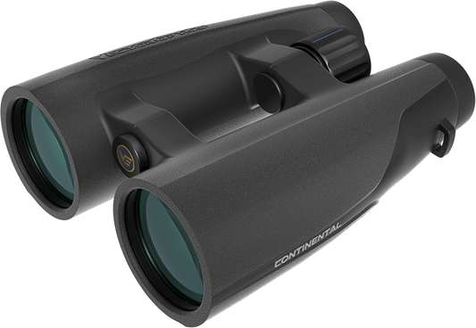 Kikaren Continental 15x56 ED kombinerar ED-glas och optik med fullständig flerlagerbeläggning med ett robust