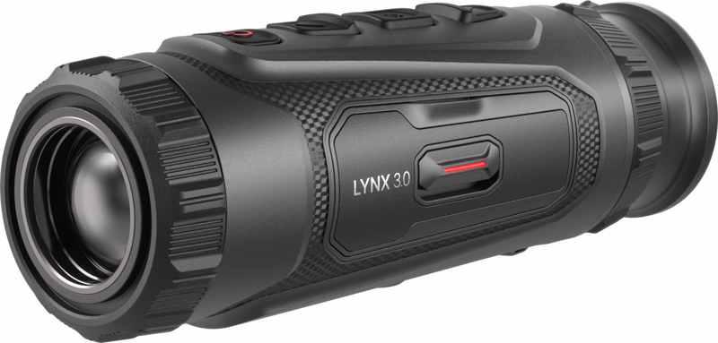 HIKMICRO Lynx 3.0 LH25 sätter en ny standard för termisk detektering på långa avstånd och kombinerar en 384×288-detektor med ett 25 mm f/1.0-objektiv för att leverera exceptionella prestanda för observation i öppen terräng och professionella tillämpningar. Denna avancerade termiska monokular utmärker sig där maximalt detekteringsområde är kritiskt.