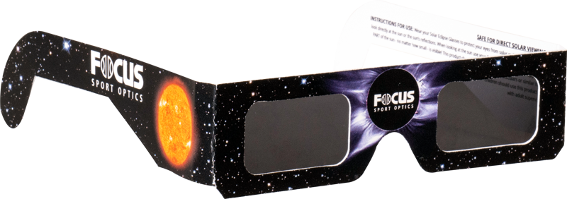 Njut av att titta på det sällsynta solfenomenet av en solförmörkelse på ett säkert sätt med Focus Sport Optics solförmörkelseglasögon. Tillverkade med högkvalitativa linser. Våra solglasögon erbjuder dig den bästa tittarupplevelsen med 100% säkerhet!