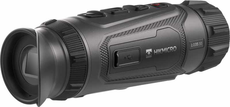 HIKMICRO LYNX LQ35 3.0 är ett kompakt termiskt monokulärt kikarsikte som är utvecklat för seriösa jägare och friluftsmänniskor som behöver pålitlig detektering och identifiering på medellång till lång distans. Med en basförstoring på 1
