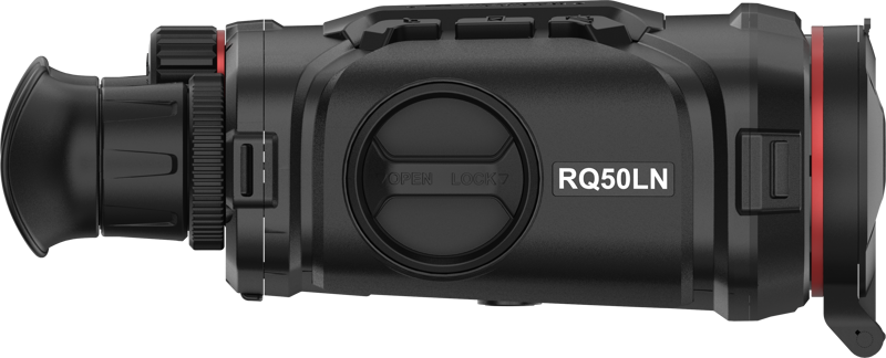 HIKMICRO RAPTOR RQ 50L ger utmärkt bildkvalitet i äkta livfulla färger eller termiskt under dag- och nattobservationer vid ogynnsamma väderförhållanden med upp till 2600 m detekteringsräckvidd. Kikaren används främst för dag- och nattobservation