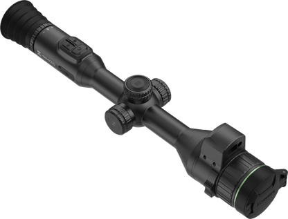 Hikmicro Alpex är ett digitalt dag- och nattkikarsikte med en traditionell 30-mm tubdesign. Kikarsiktet är lämpligt för användning både på öppet fält och i skogen. Det är utrustat med flera unika funktioner som inbyggd laseravståndsmätare med ballistisk beräkning