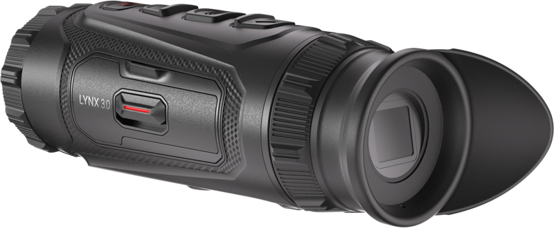 HIKMICRO Lynx 3.0 LH19 kombinerar avancerad värmekamerateknik med exceptionell bärbarhet för jägare och friluftsproffs som kräver tillförlitlig prestanda i fält. Denna kompakta termiska monokular ger professionell detekteringsförmåga i en lättviktsdesign i fickformat.
